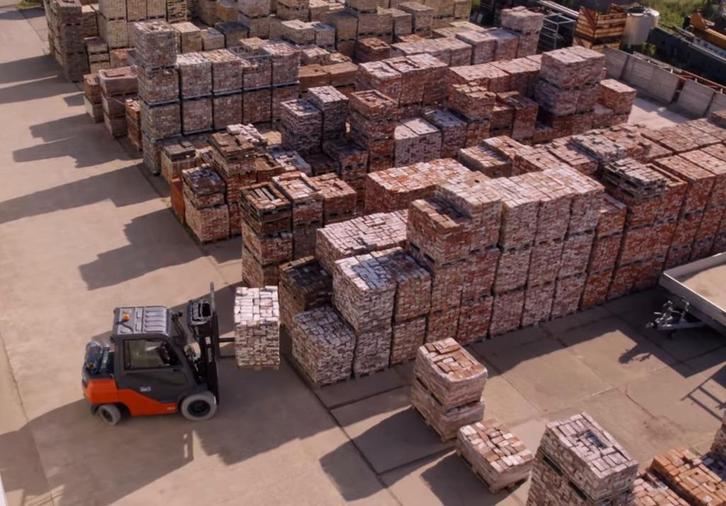 Antieke bouwmaterialen - recuperatie stenen / dakpannen etc., Doe-het-zelf en Bouw, Metselstenen, Gebruikt, Bakstenen, Ophalen