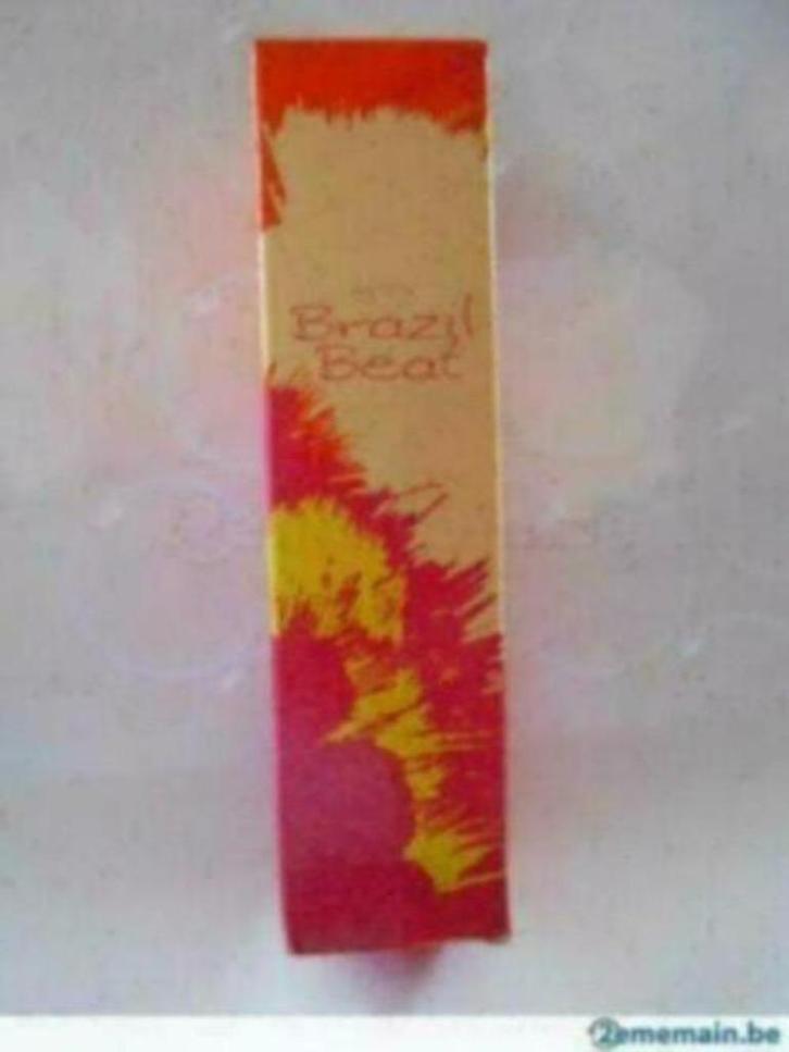 Avon : brume parfumée « Brazil Beat », Bijoux, Sacs & Beauté, Beauté | Parfums, Enlèvement ou Envoi