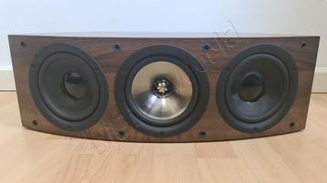 KEF IQ60C centerspeaker in de prachtige kleur Walnut