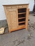 Oude houten kast 1m35/110/50cm €95, Ophalen