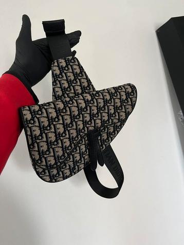 Beige en zwarte Dior Oblique-jacquard beschikbaar voor biedingen