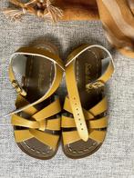salt water sandalen maat 29 /mosterdgeel / 1x gedragen, Ophalen, Meisje, Nieuw, Overige typen