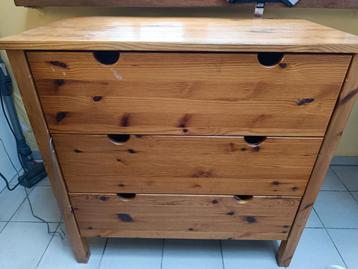 Commode  beschikbaar voor biedingen