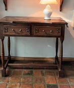 Petite commode- table d'appoint en parfait état., Enlèvement, Comme neuf