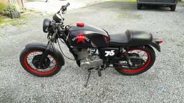 Yamaha sr 500. Cafe racer. 