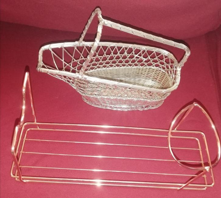 Porte bouteille de table en métal, Maison & Meubles, Accessoires pour la Maison | Porte-bouteilles, Comme neuf, Métal, Enlèvement ou Envoi