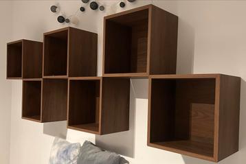 6 Ikea Eket wandkubussen beschikbaar voor biedingen
