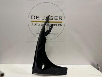 TESLA MODEL S VOORSCHERM SPATBORD ORIGINEEL beschikbaar voor biedingen