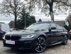 BMW SERIE 5 530 530eAS PHEV '21 58Dkm Headup 360gr camera ga, Auto's, Automaat, Gebruikt, 4 cilinders, Zwart