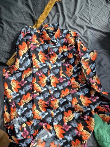 Herenhemd  beschikbaar voor biedingen