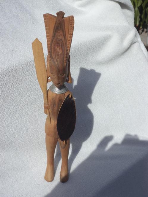 ️ Houten krijger beeld - 28 cm, Antiek en Kunst, Kunst | Beelden en Houtsnijwerken, Ophalen