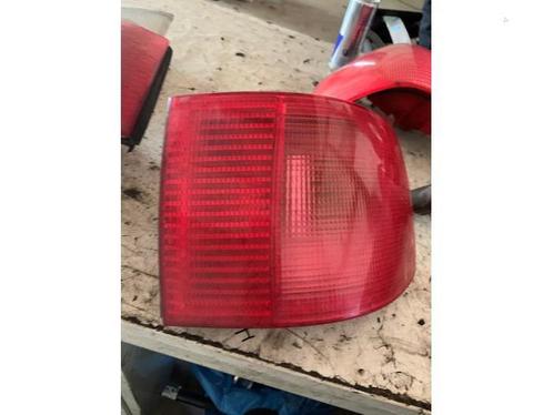 Achterlicht rechts van een Audi 80, Auto-onderdelen, Verlichting, Audi, Gebruikt, 3 maanden garantie, Ophalen of Verzenden
