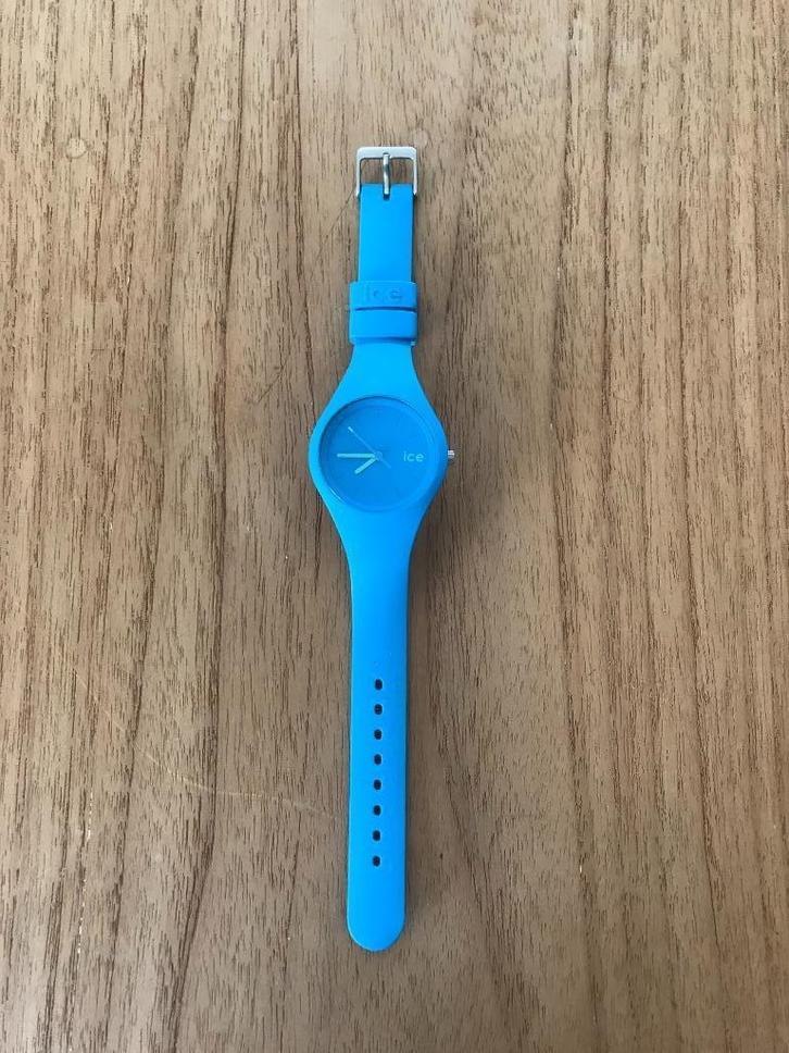 Ice watch kinderen, Handtassen en Accessoires, Horloges | Kinderen, Zo goed als nieuw, Meisje, Blauw, Ophalen of Verzenden
