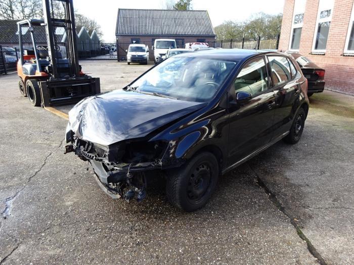 Versnellingsbak van een Volkswagen Polo, Auto-onderdelen, Transmissie en Toebehoren, Volkswagen, Gebruikt, 3 maanden garantie