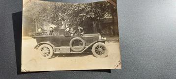 oude echte foto van auto, rond 1920 beschikbaar voor biedingen