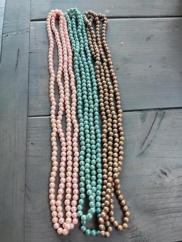 Colliers de perles (3 pièces)