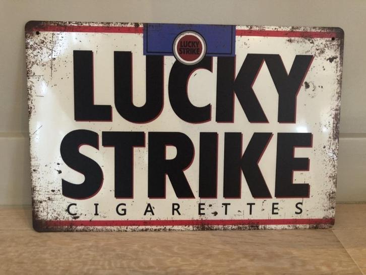 LUCKY STRIKE metalen vintage look wandplaat 20x30cm, Verzamelen, Merken en Reclamevoorwerpen, Nieuw, Reclamebord, Ophalen of Verzenden