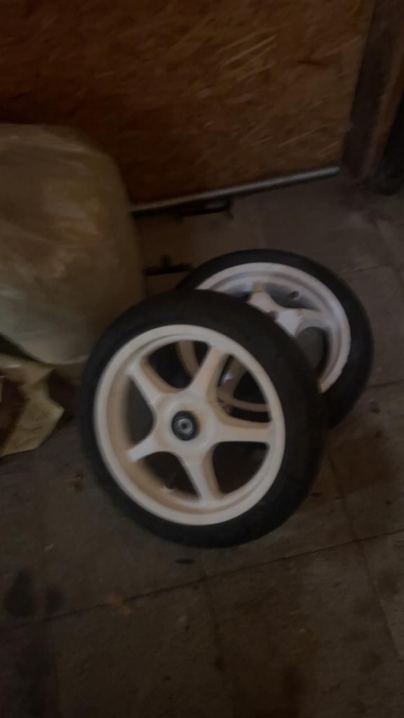 Aerox velgen, Fietsen en Brommers, Brommeronderdelen | Algemeen, Zo goed als nieuw, Ophalen of Verzenden