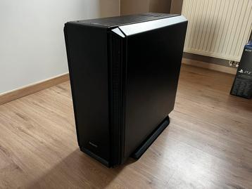 Desktop gaming pc beschikbaar voor biedingen