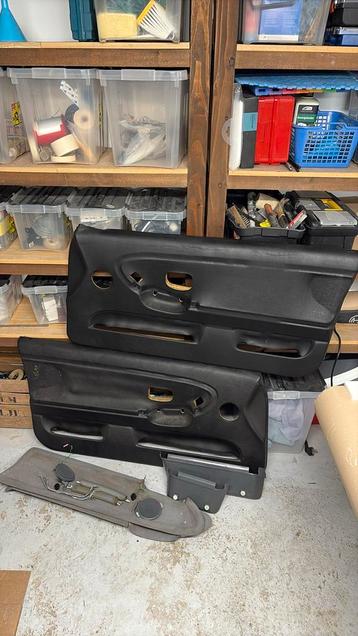 BMW E36 coupé deurpanelen beschikbaar voor biedingen