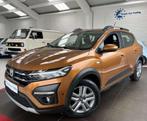Dacia Sandero III STEPWAY 1.0 TCe 90 CH 1ÈRE MAIN GAR 12M, Auto's, Stof, Gebruikt, Zwart, Overige kleuren