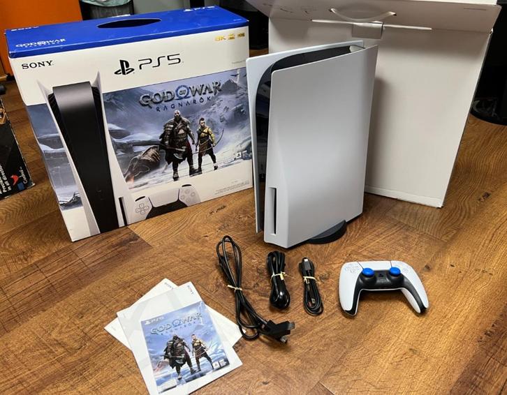 Playstation 5 disk versie + game (zelden gebruikt), Games en Spelcomputers, Spelcomputers | Sony PlayStation 5, Zo goed als nieuw