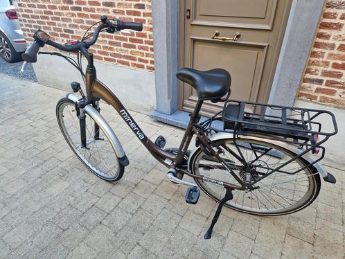 Elektrische Fiets (met batterij) Minerva Bruin +/- 140km, Fietsen en Brommers, Elektrische fietsen, Gebruikt, Ophalen