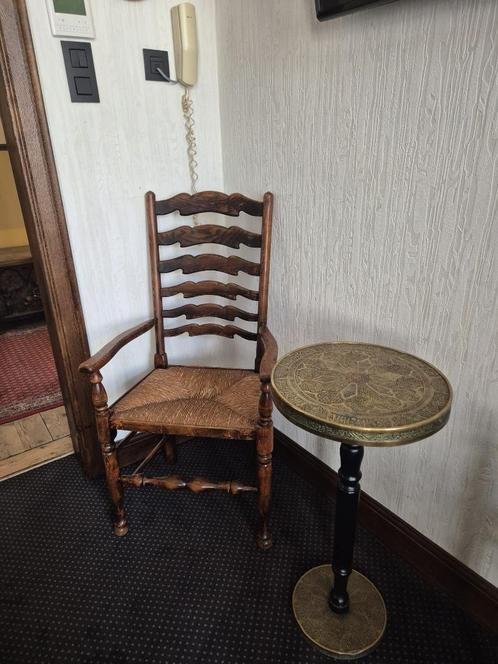 Antieke stoel + tafel, Antiek en Kunst, Antiek | Meubels | Tafels, Ophalen