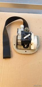 Gordel links voor Mercedes CLK W209 gordelspanner veiligheid, Auto-onderdelen, Gebruikt, Mercedes-Benz AG, Mercedes-Benz, Mercedesstrasse 120
70372  Stuttgart, DE