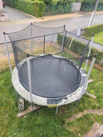 Trampoline Decathlon Domyos Essential 420 beschikbaar voor biedingen