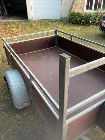 Aanhanger, in goede staat 2 x 1.25 m beschikbaar voor biedingen