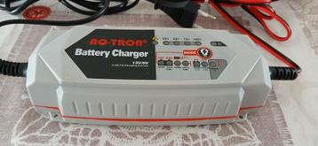 Batterij  Charger AQ-Tron. beschikbaar voor biedingen