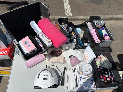 Gelsnagels begin set, Handtassen en Accessoires, Beautycases, Zo goed als nieuw, Hardcase, Grijs, Met slot, Ophalen