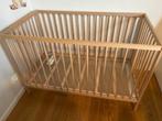 Babybedje hout (IKEA), Kinderen en Baby's, Babywiegjes en Ledikanten, Ophalen, Zo goed als nieuw, Ledikant