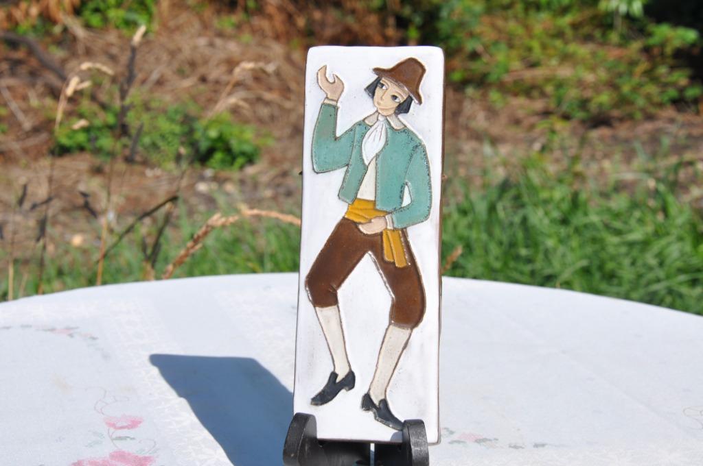 §  ceramique murale personnage folklorique, Ophalen of Verzenden