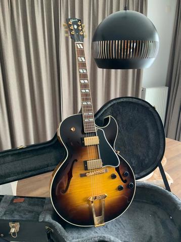  Gibson ES175 reissue vintage sunburt gh  3450€. 