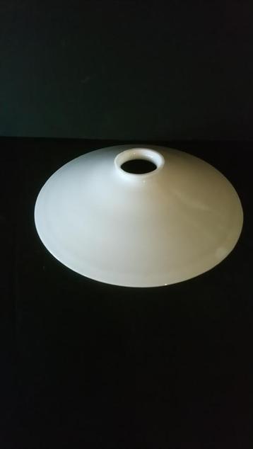 lampenkap plat opaline -vintage retro antiek beschikbaar voor biedingen