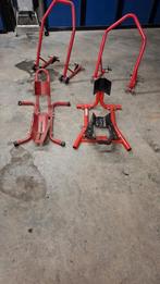 paddock stands en inrijklemmen, Motos, Enlèvement