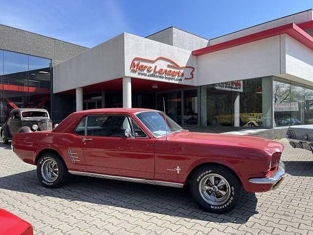 Ford Mustang, Auto's, Oldtimers, Particulier, Ford, Benzine, Coupé, Automaat, Rood, Zwart