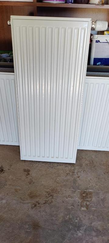 Stelrad Novello ECO Paneelradiator T21 H900 L0400 734 Watt beschikbaar voor biedingen