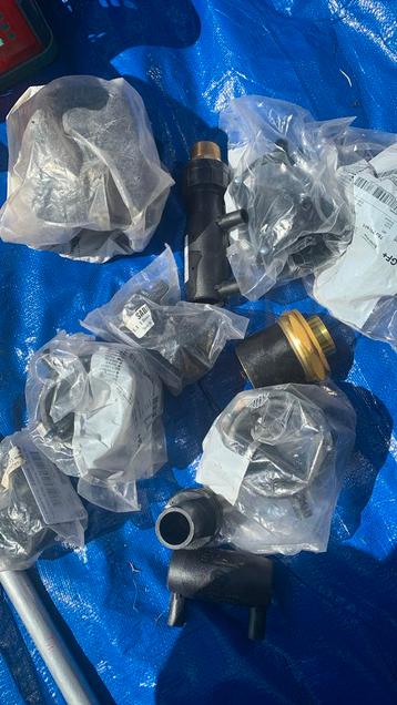 Lot d accessoires pehd electrosoudable beschikbaar voor biedingen