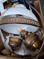 Lustre keke cuivre ancien avec abat-jour opalin, Antiquités & Art, Antiquités | Éclairage, Enlèvement ou Envoi