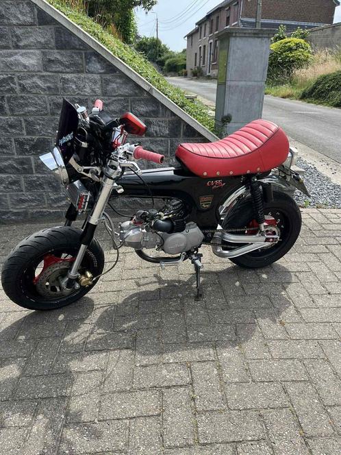 Dax SKYTEAM PRO 125cc, Fietsen en Brommers, Brommers | Zundapp, Zo goed als nieuw, Ophalen