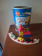 Houten trein-set. Met magneet koppeling.  24 stuks met, Ophalen, 2 tot 4 jaar, 10 tot 50 stukjes, Zo goed als nieuw