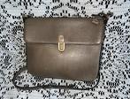 DELVAUX kaki leren schoudertas, Ophalen of Verzenden, Leer