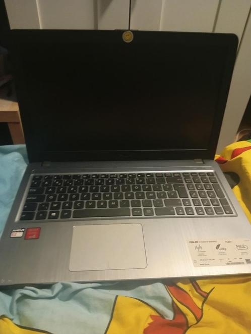 Asus laptop  lees beschrijving, Computers en Software, Windows Laptops, Niet werkend, Ophalen