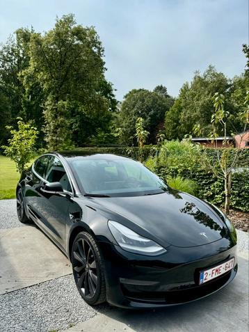 TESLA model 3 Performance - goede staat en gekeurd - 83413km beschikbaar voor biedingen