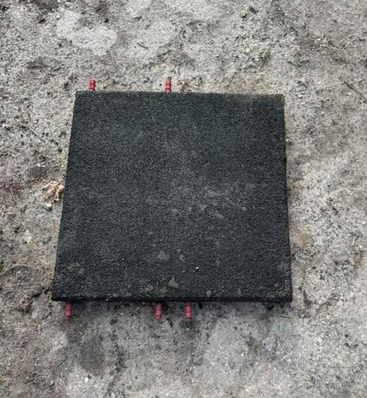 Rubberen tegels 50x50x8 speeltoestel stal ed +/-15m2, Dieren en Toebehoren, Stalling en Weidegang