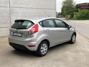 Ford Fiesta 1.2 benzine 2013 met 102000km*garantie*onderhoud beschikbaar voor biedingen