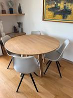 Ronde houten tafel met 4 stoelen, Huis en Inrichting, Tafels | Eettafels, Ophalen, Zo goed als nieuw, Rond, Overige houtsoorten
